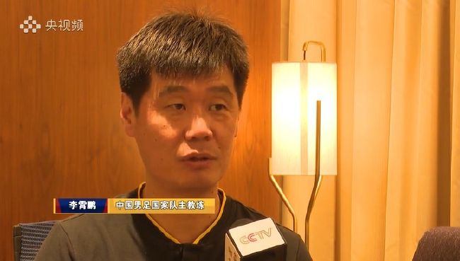 芳华期的男生除要用功念书，更要热中研究「健康教育」。15岁的查拉德（永思．翁帕尼浓 饰）和欧阳（塔纳瑟．苏里雅彭查坤 饰）、欧比（基拉奇．王斯朋 饰）三个无话不谈的好基友，每天一路上下课、懊恼着撩妹小事、分享磁盘里的女神、忖量着春季的到来。偶尔机缘下，查拉拉目击心仪女孩樱桃与人气学长潭接吻，为夺樱桃芳心，查拉拉规画着击败樱桃，好让樱桃崇敬的打算，可实际很残暴，科学比赛里有个年夜魔王──可谓测验妙手的天才资优生苏达拉。馊主张一堆的三人，决议派出苏达拉的两小无猜来个「爱情霸占打算」，但打算却全歪楼，黉舍没教的统统有！布满空想与感动的15岁，事实会呈现如何的芳华.性.插曲呢？